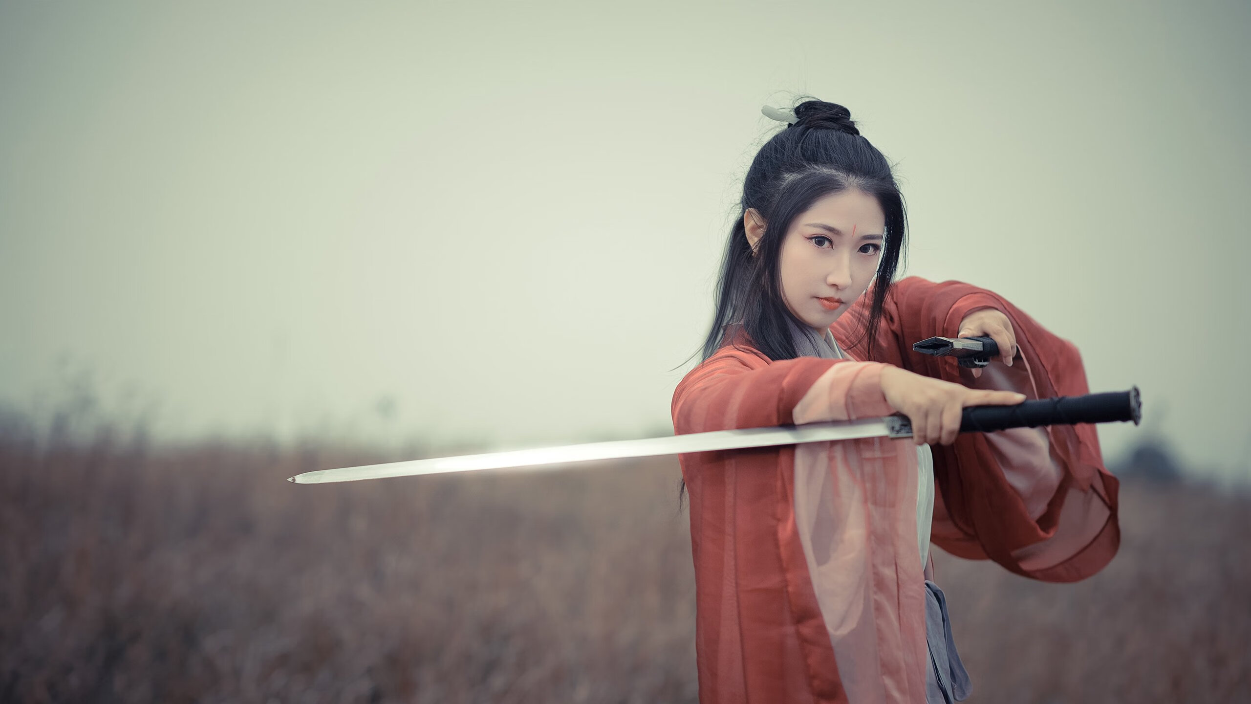 足球双星闪耀,马里连续得分压制曼联,门迪在德甲争冠战接管比赛