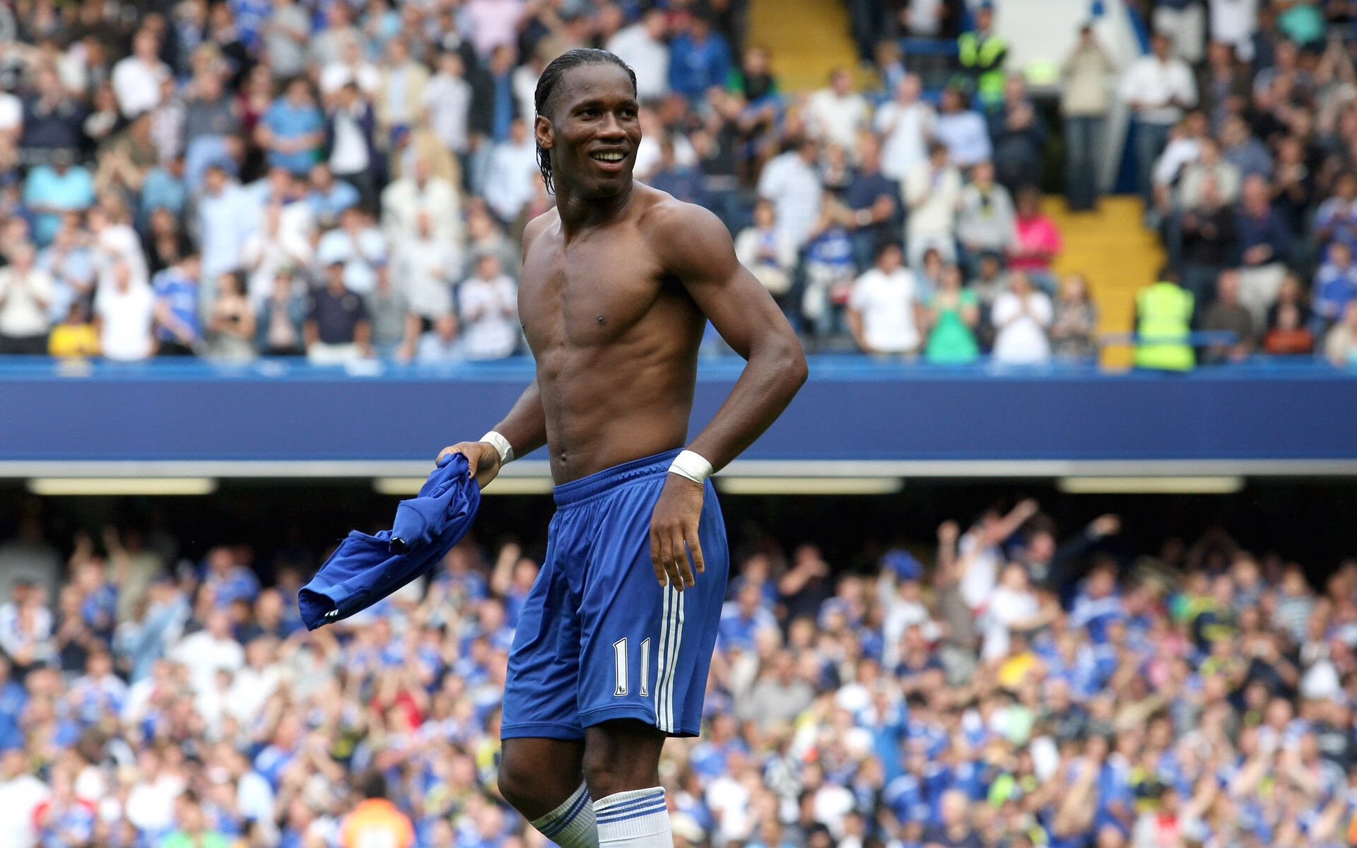 防线奇兵阿坎吉攻防变奏，拉齐奥强硬压迫令多特蒙德窒息