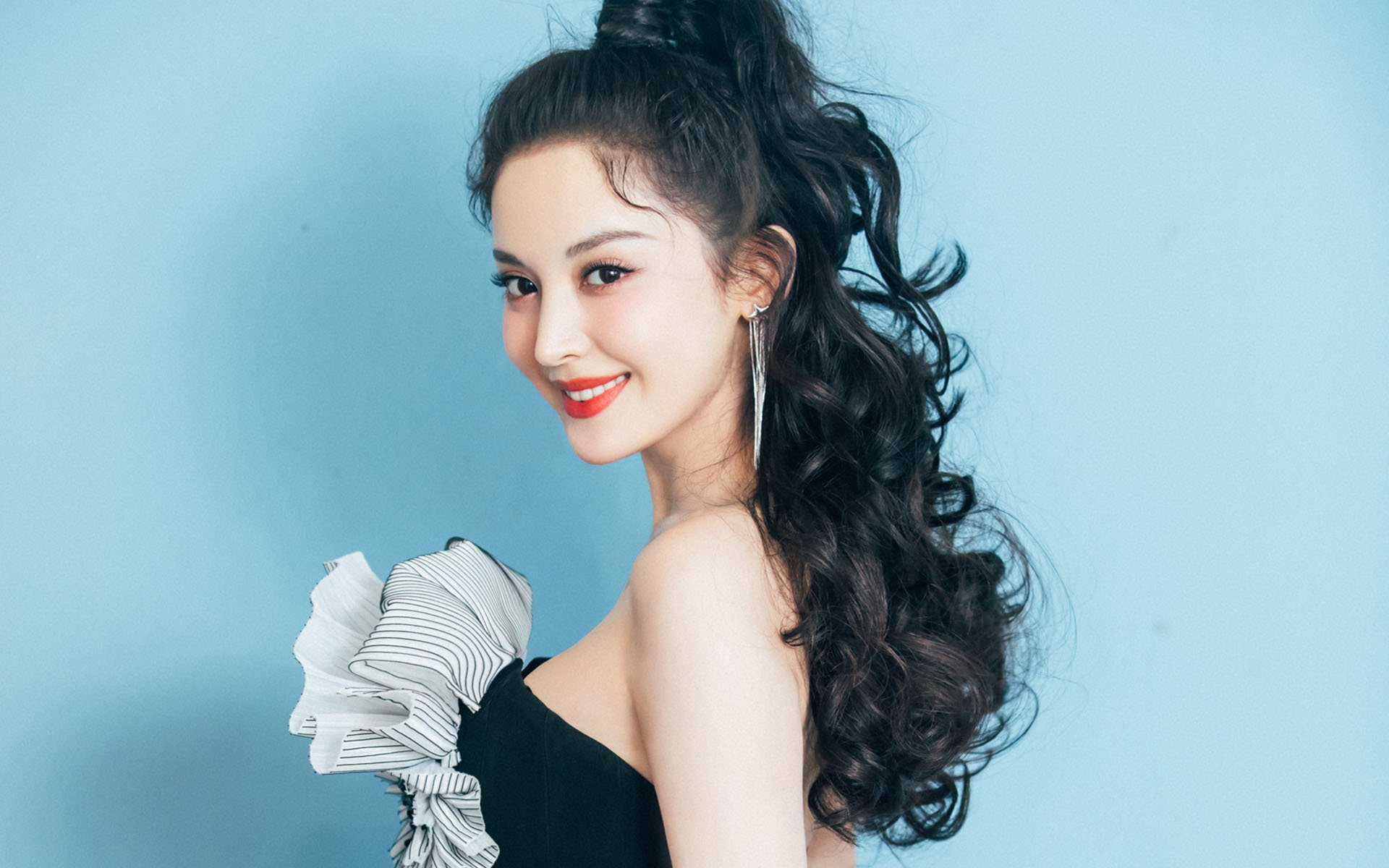 舞台之巅，浙江队对阵骑士，哈利伯顿的越大越强哲学