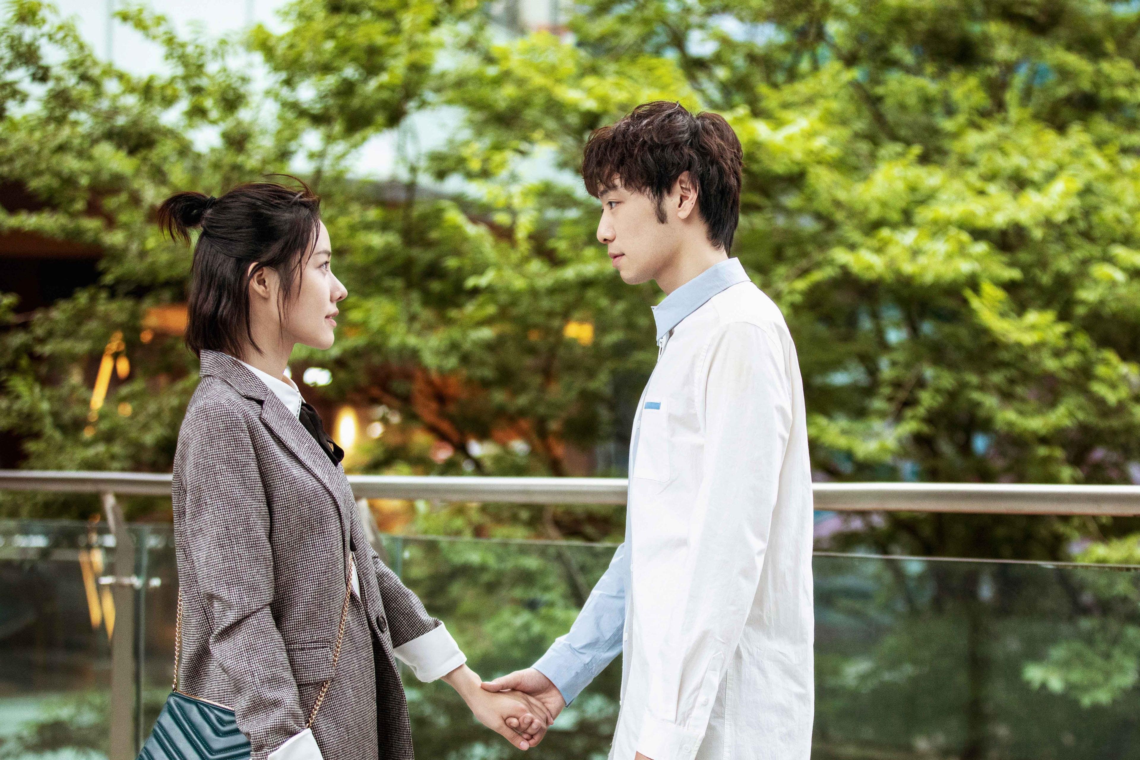 冷血刺客！布伦森风暴眼中绝杀，尼克斯于悬崖边上险胜活塞